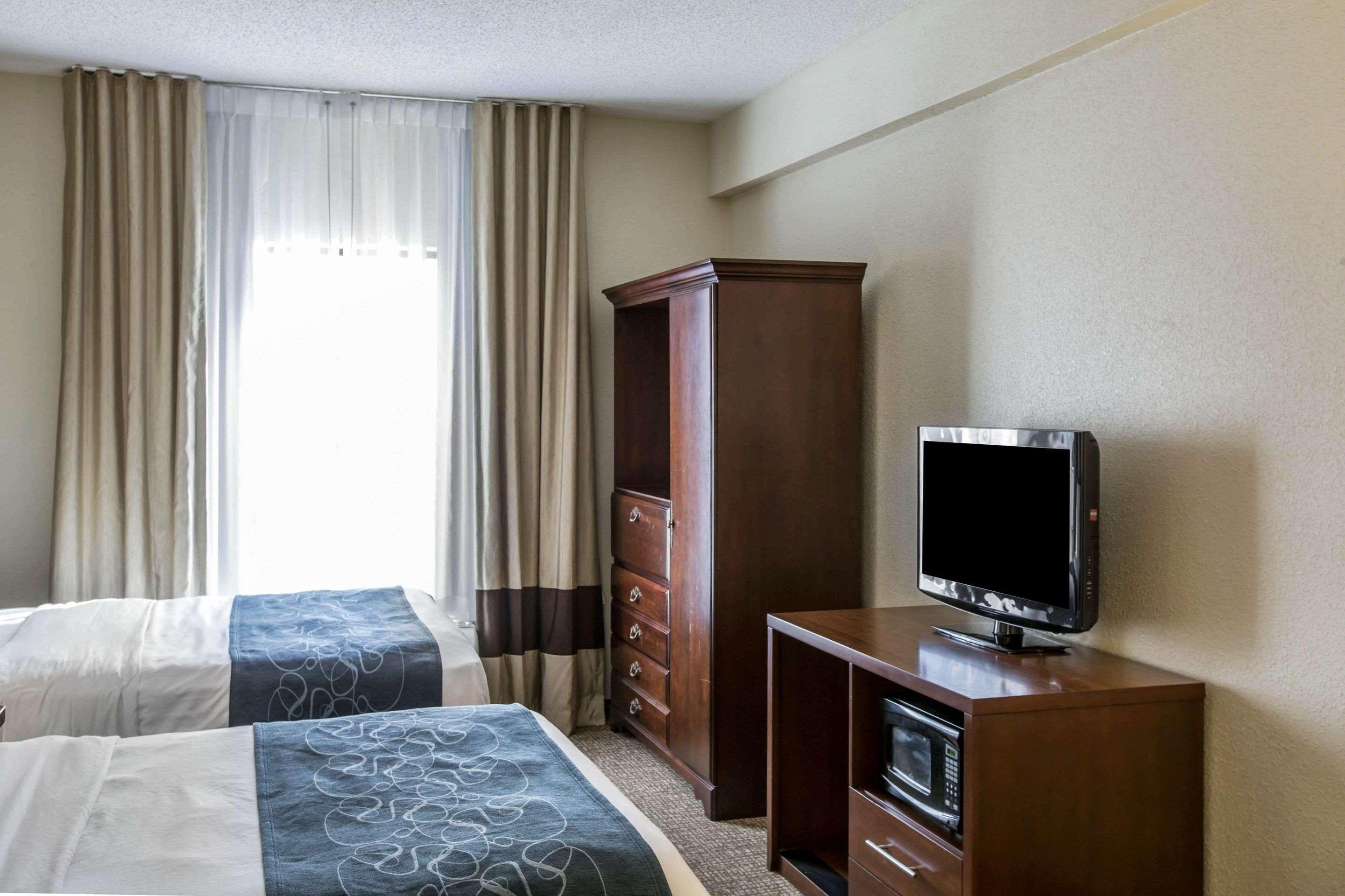 Quality Suites Morristown Exterior photo